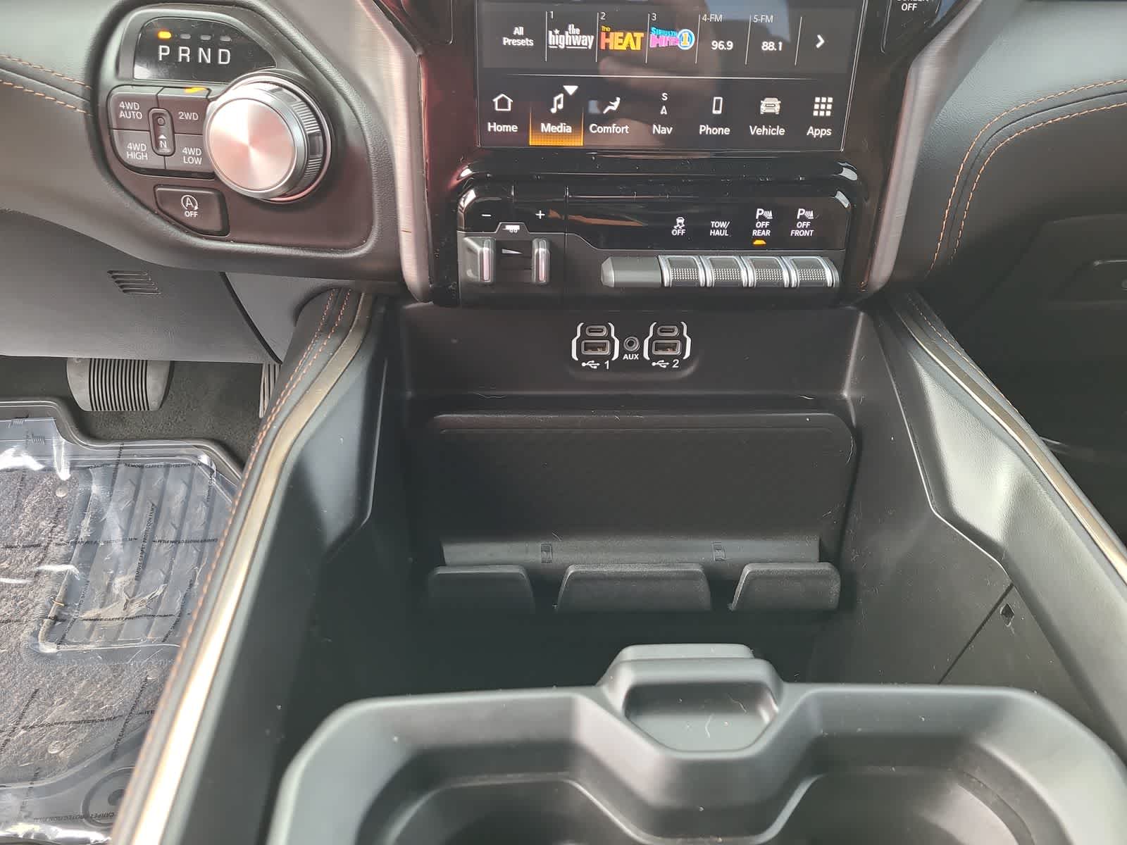 Thumbnail: 2023 RAM 1500 - 25