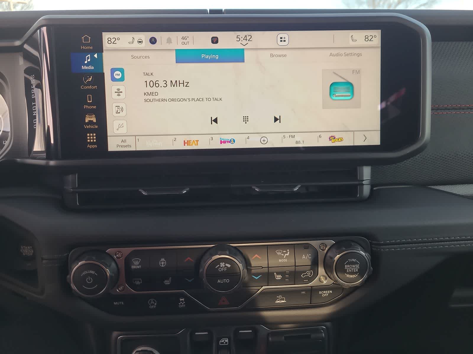 Thumbnail: 2026 Jeep Gladiator - 24