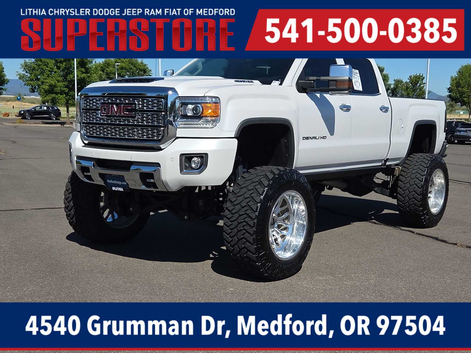 2019 GMC Sierra 4WD Crew Cab Standard Box Denali's photo