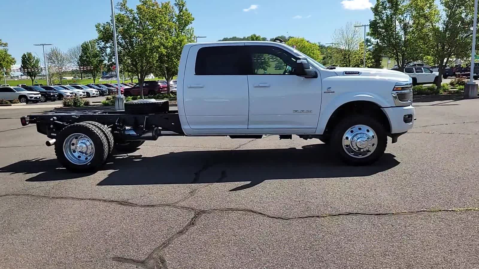 Thumbnail: 2026 RAM 5500 - 9