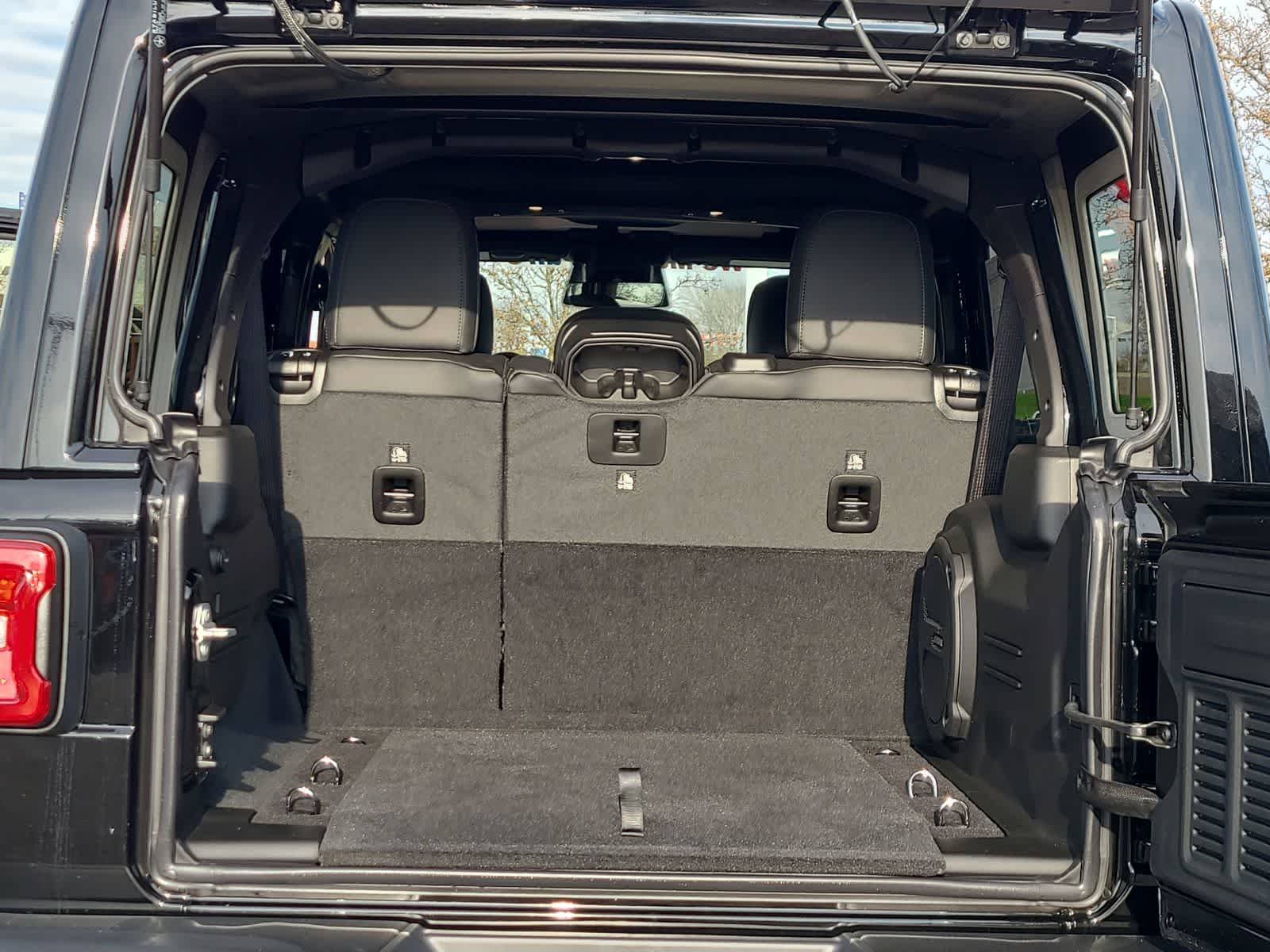 Thumbnail: 2026 Jeep Wrangler - 27