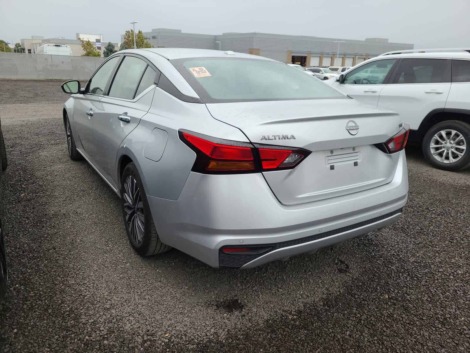 2024 Nissan Altima 2.5 SV photo 3