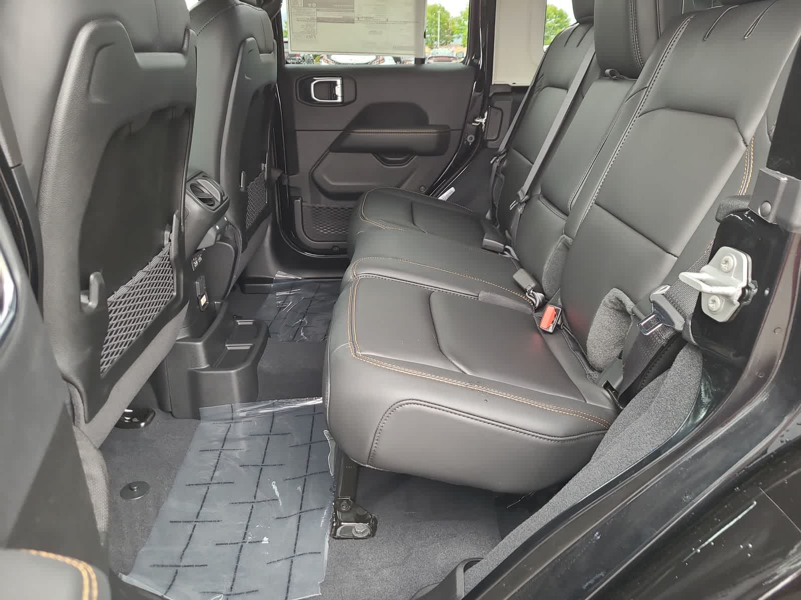 Thumbnail: 2025 Jeep Wrangler - 21