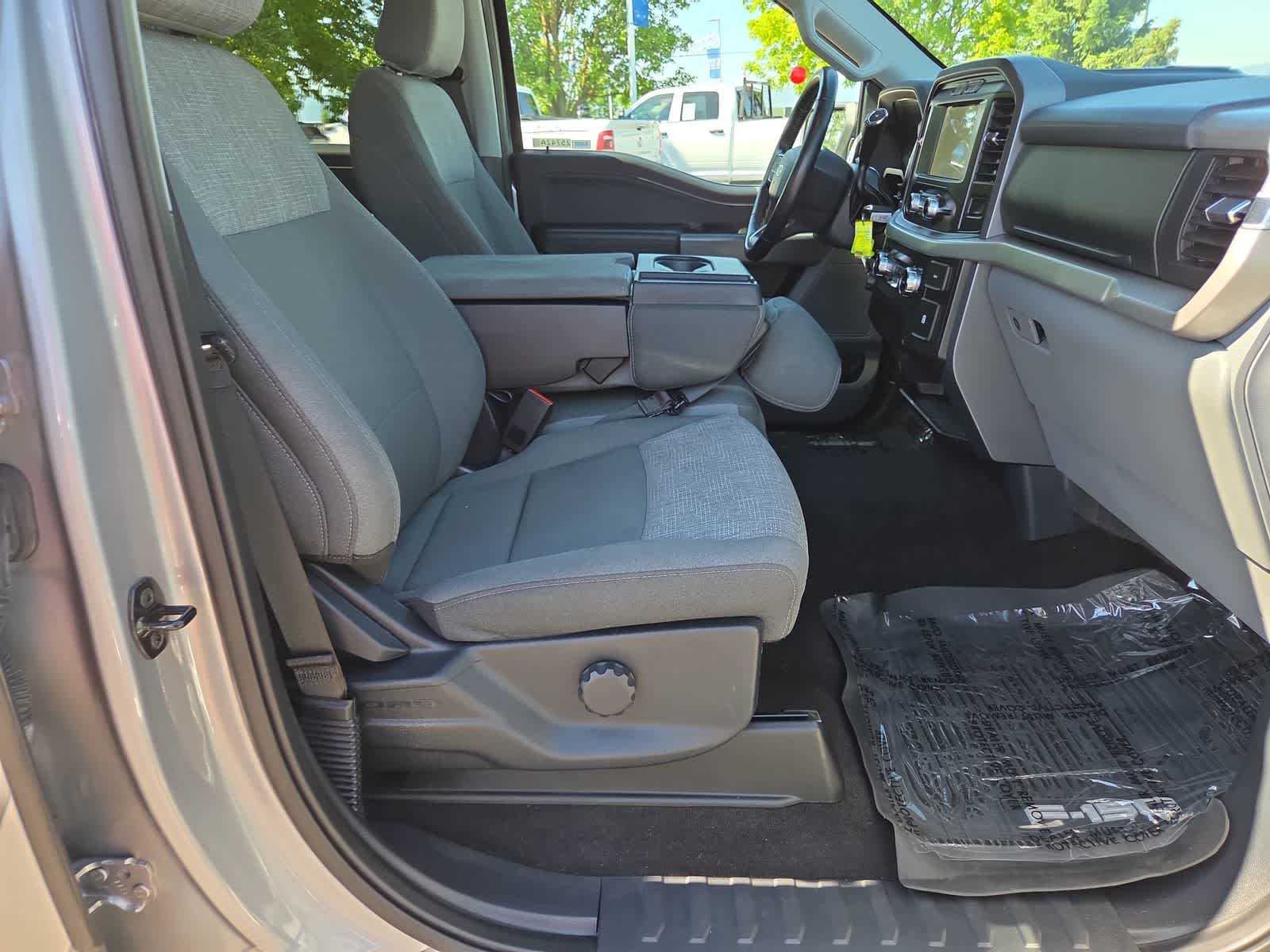 Thumbnail: 2022 Ford F-150 - 22