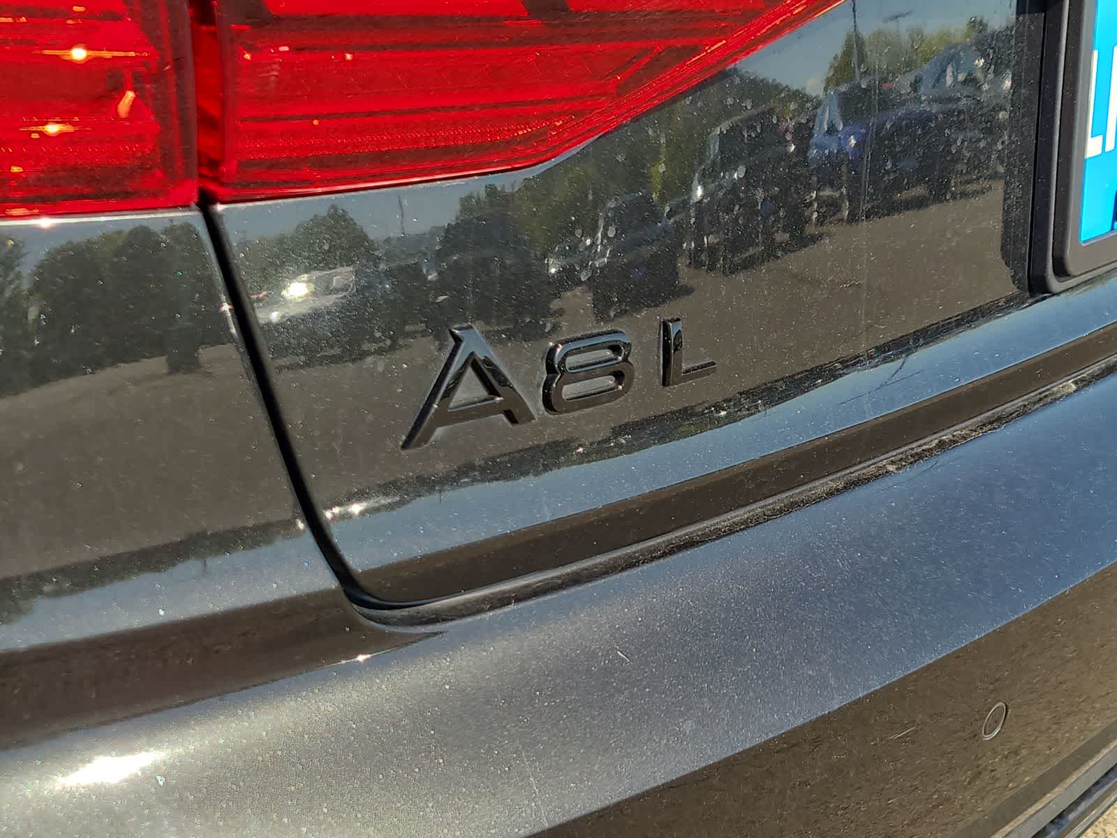 Thumbnail: 2023 Audi A8 - 15
