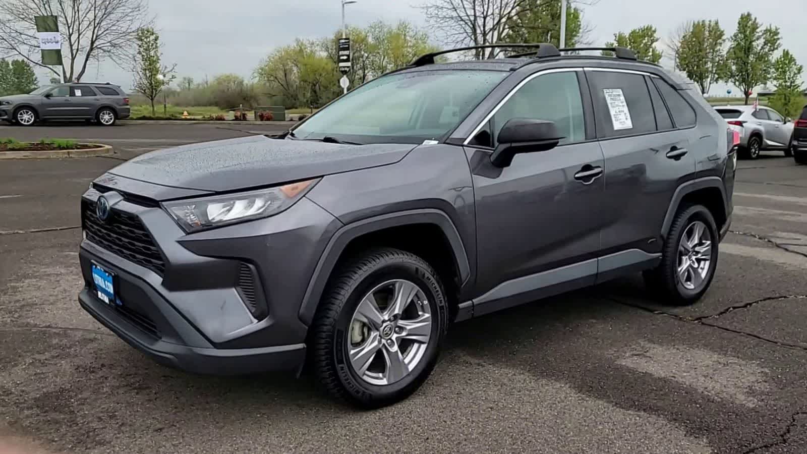 Thumbnail: 2022 Toyota RAV4 - 4
