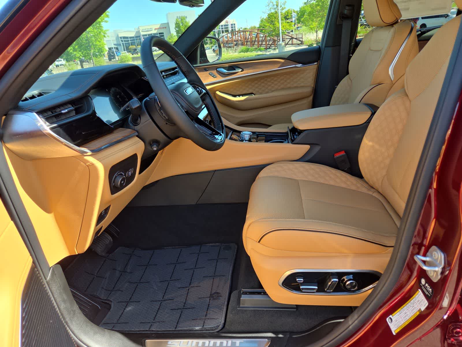 Thumbnail: 2026 Jeep Grand Cherokee - 19