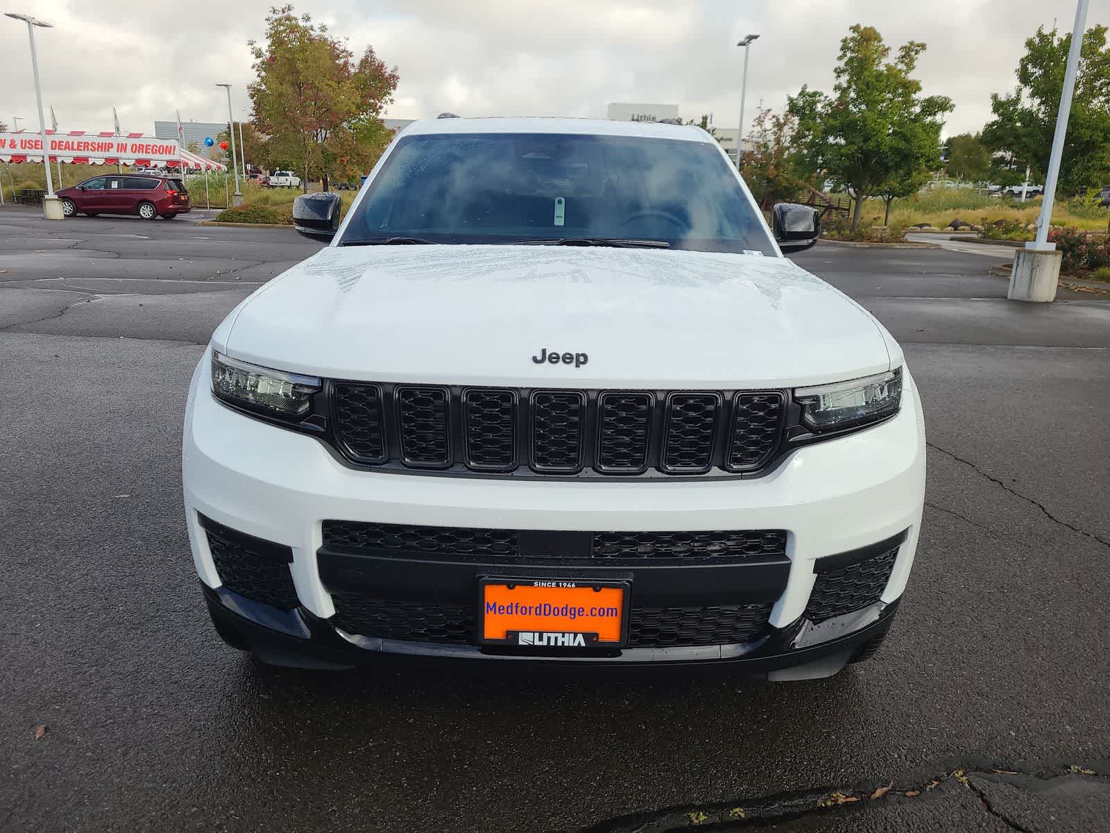 Thumbnail: 2025 Jeep Grand Cherokee - 14