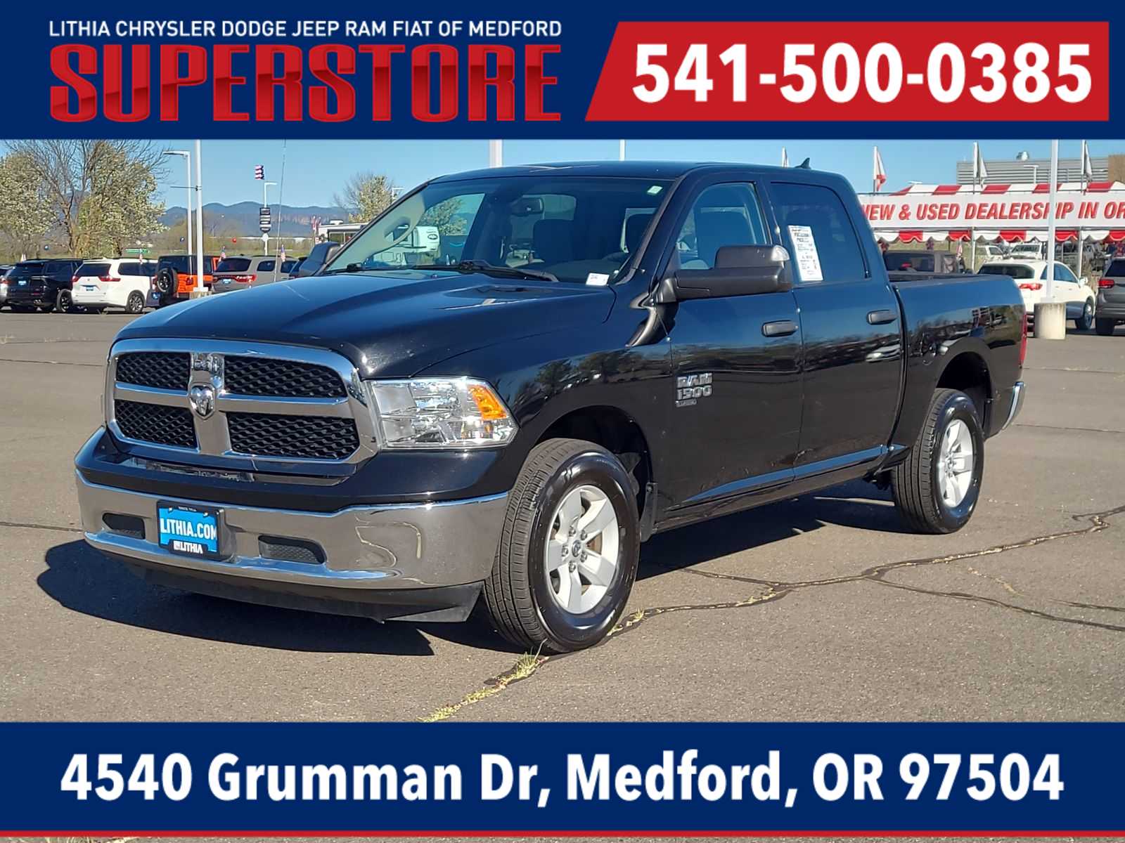 2023 RAM 1500 Classic SLT 4x4 Crew Cab 5'7's photo