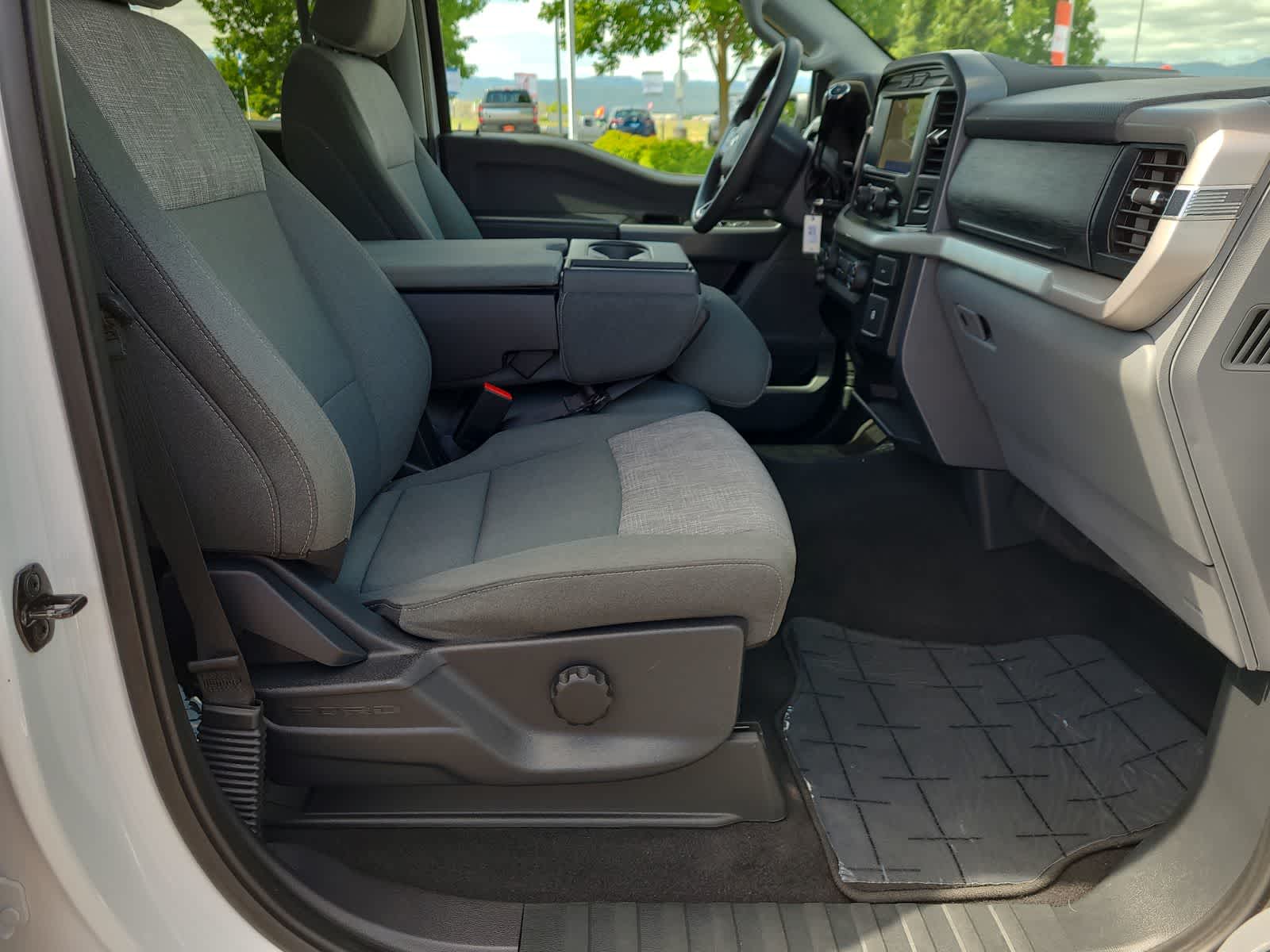 2023 Ford F-150 XLT 22