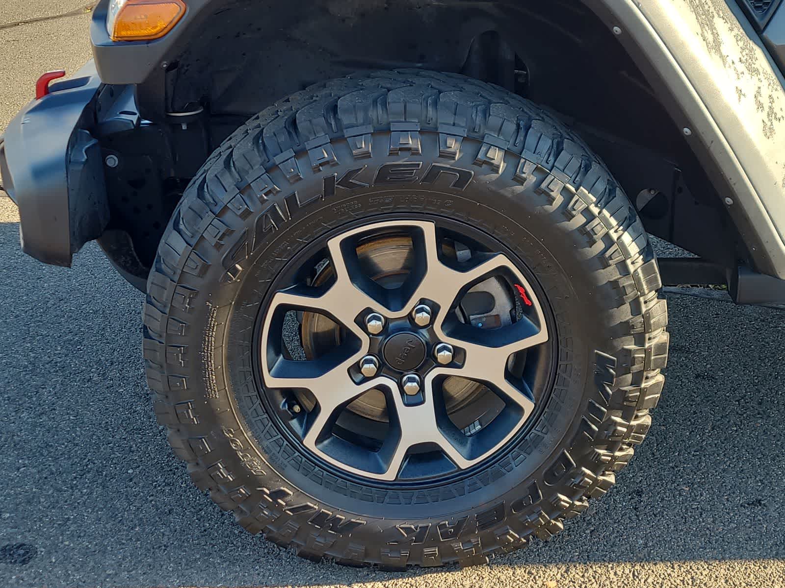 Thumbnail: 2021 Jeep Wrangler - 16