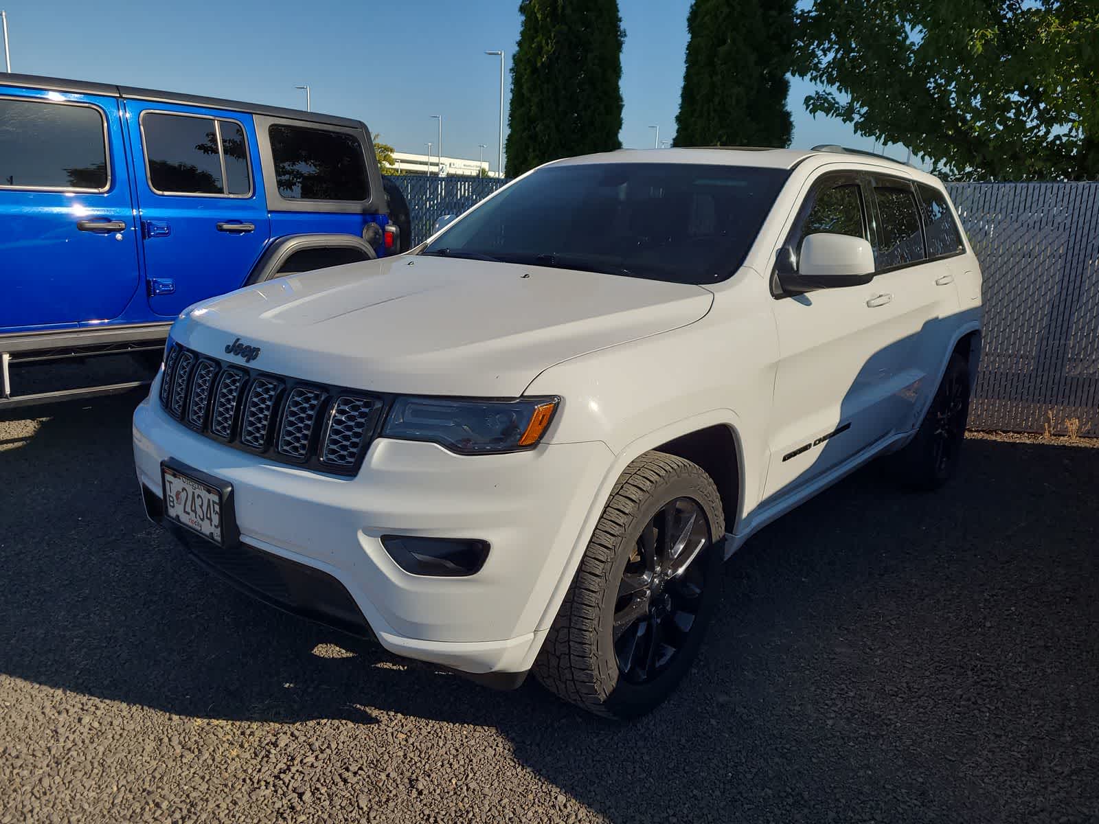 Thumbnail: 2020 Jeep Grand Cherokee - 1