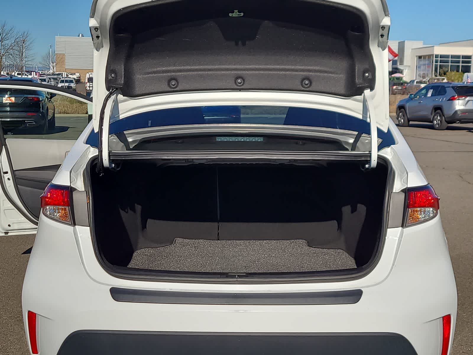 Thumbnail: 2020 Toyota Corolla - 27