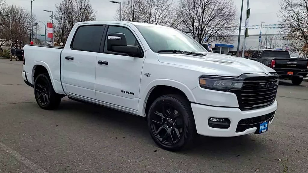 New 2026 Ram 1500 LARAMIE CREW CAB 4X4 5'7 BOX Pickup