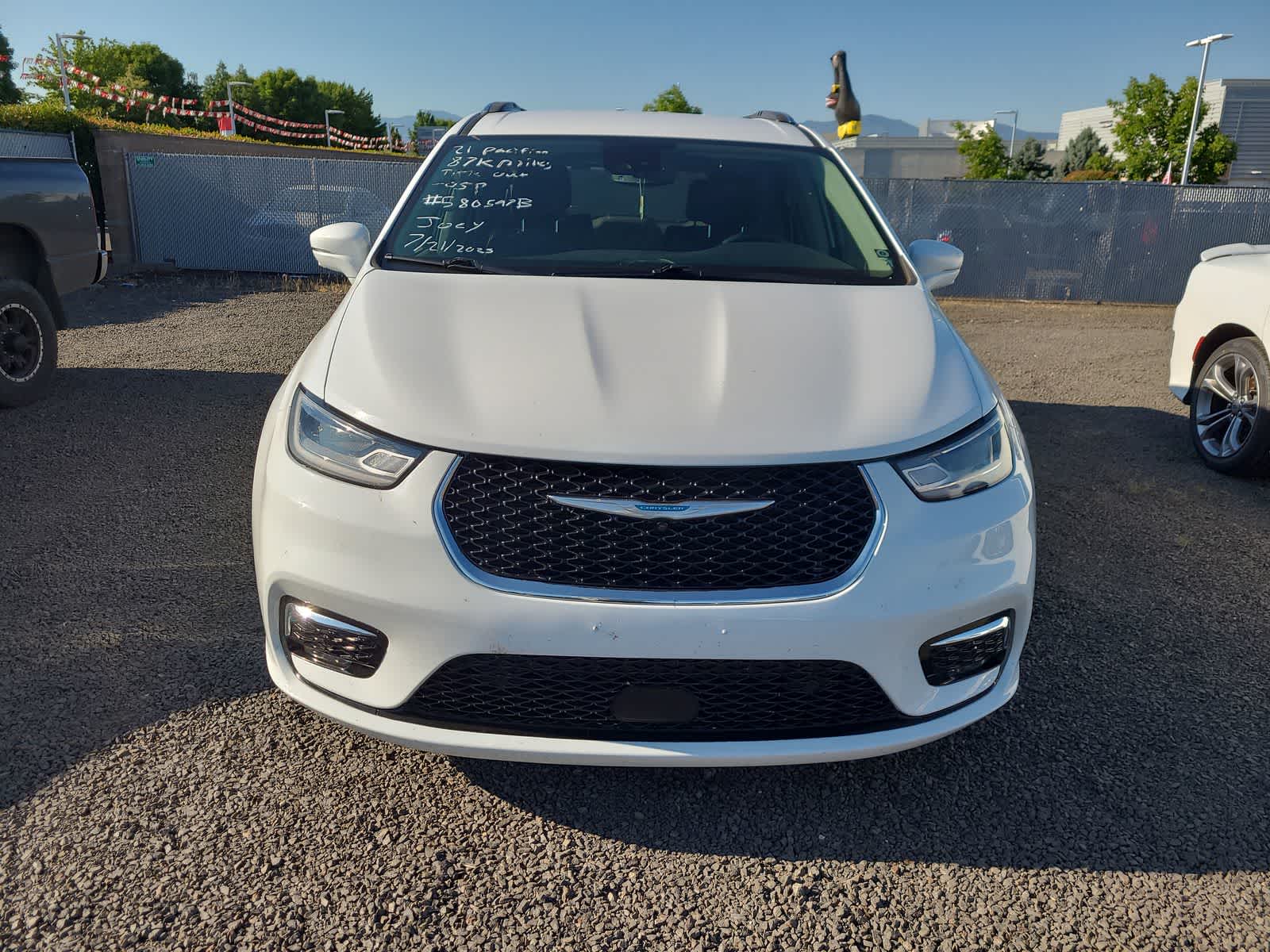 Thumbnail: 2021 Chrysler Pacifica - 5