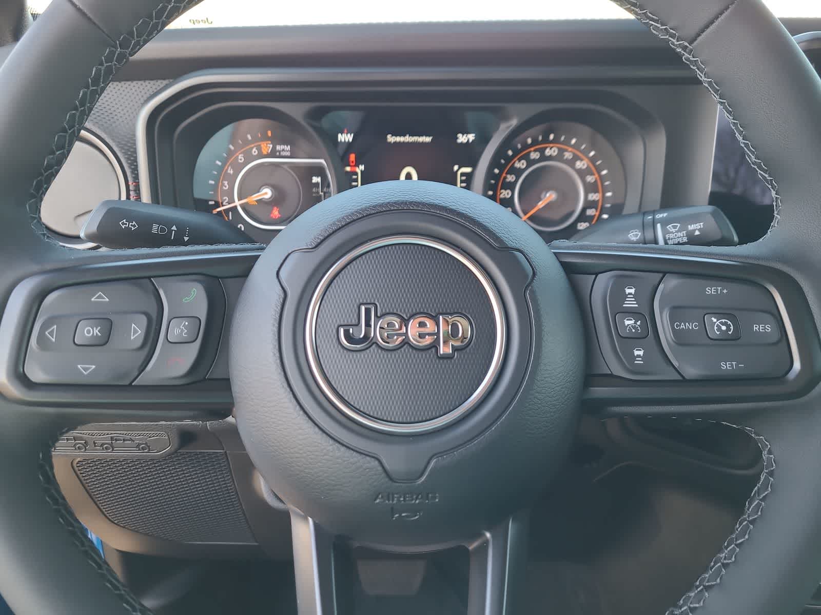 Thumbnail: 2026 Jeep Gladiator - 23