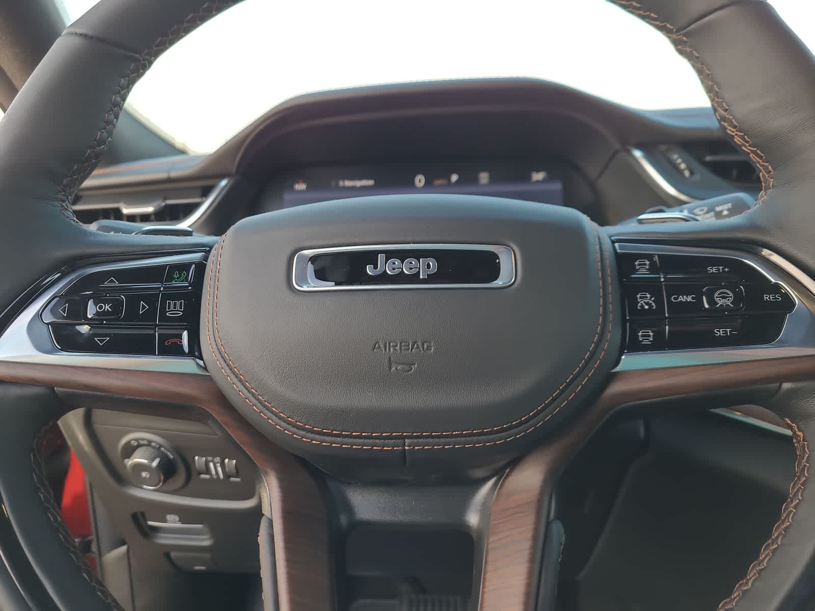 Thumbnail: 2025 Jeep Grand Cherokee - 23