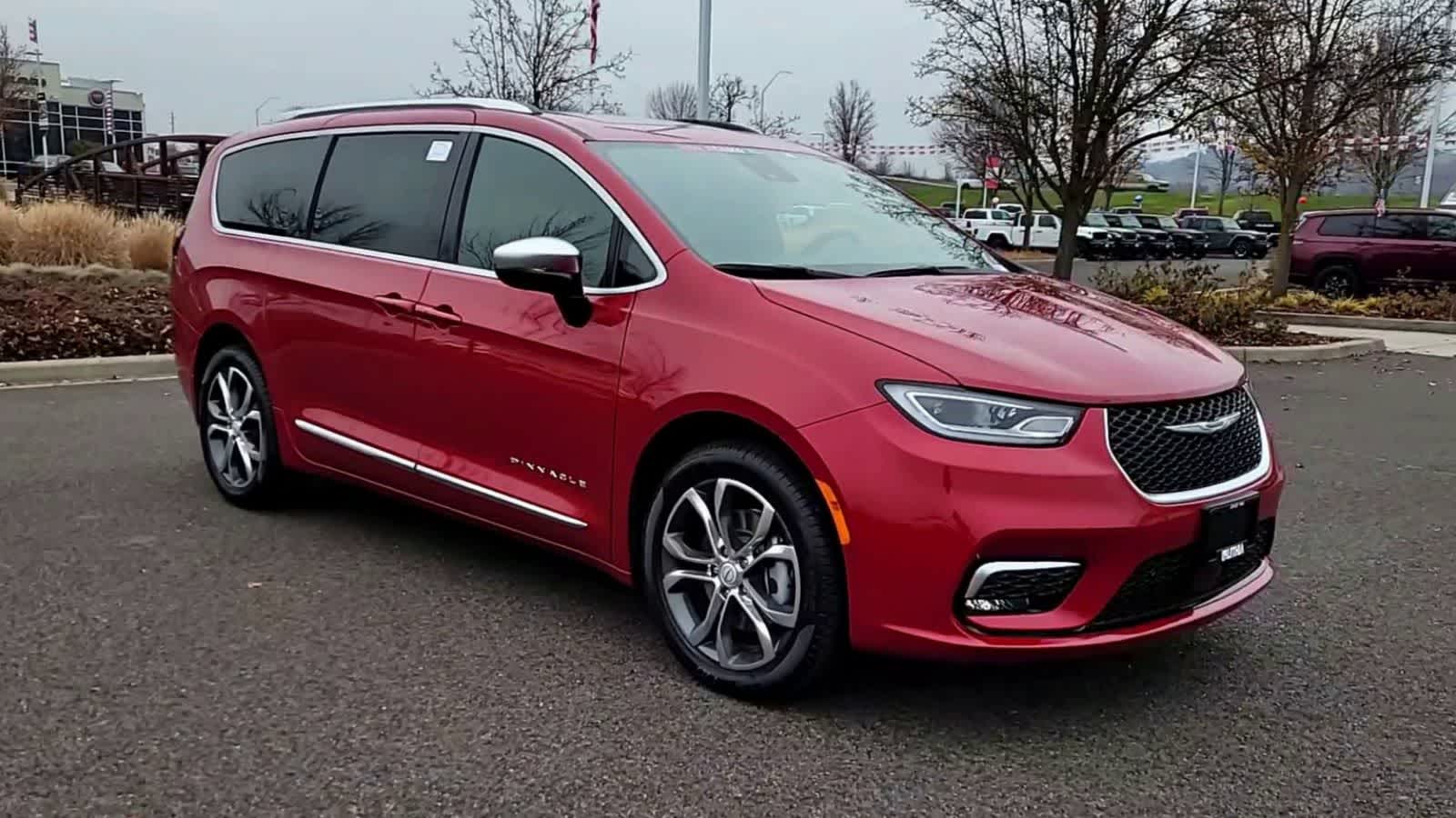 Thumbnail: 2026 Chrysler Pacifica - 2