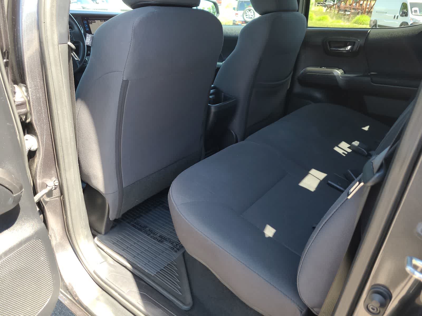 Thumbnail: 2018 Toyota Tacoma - 20