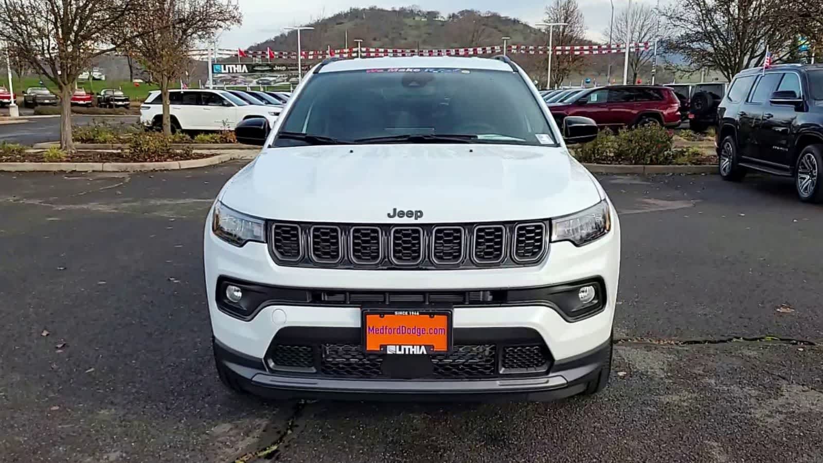 Thumbnail: 2026 Jeep Compass - 3