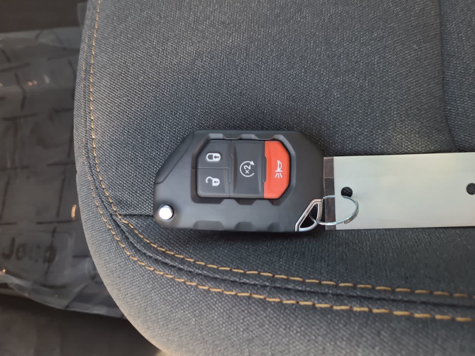 Thumbnail: 2026 Jeep Gladiator - 28