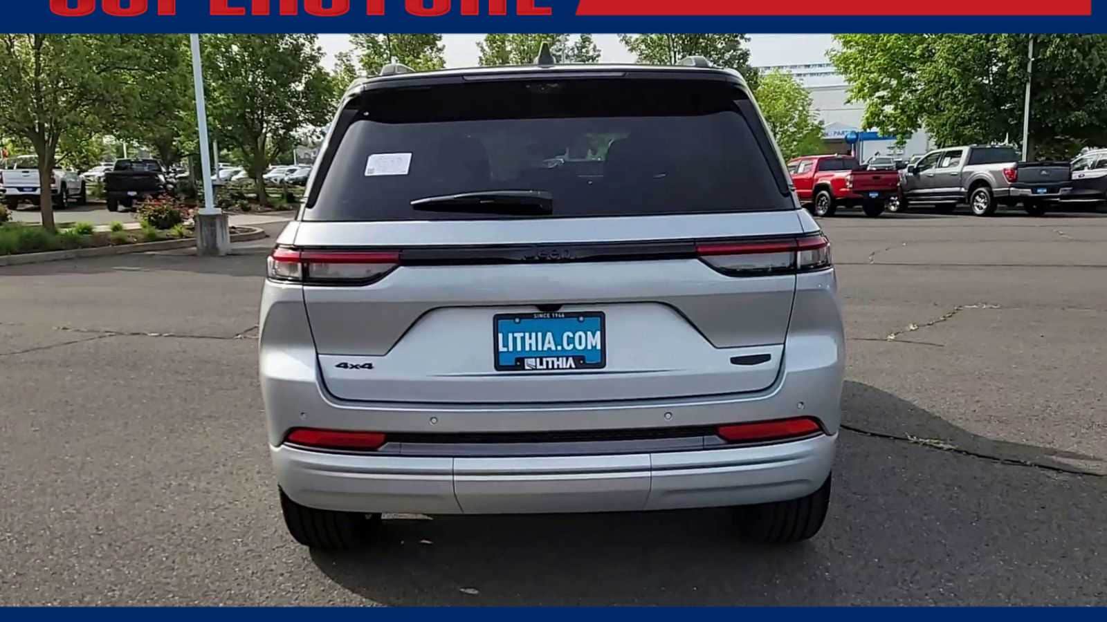 Thumbnail: 2026 Jeep Grand Cherokee - 7