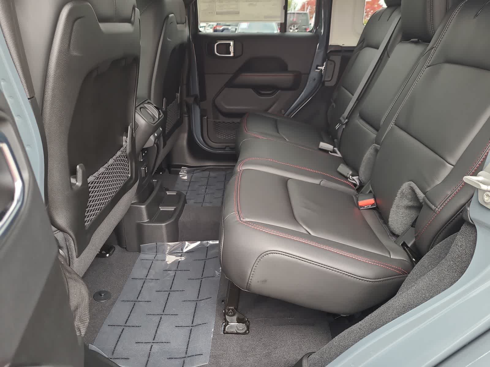 Thumbnail: 2025 Jeep Wrangler - 21