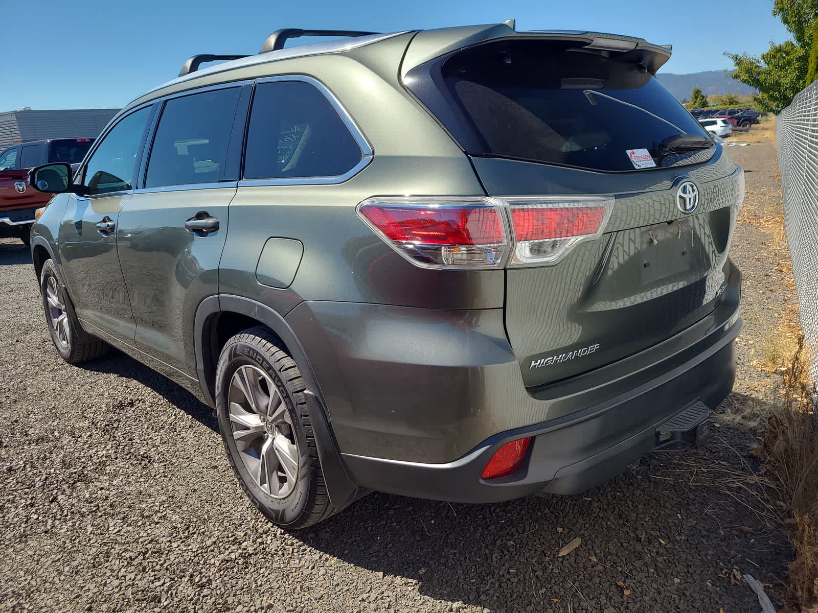 2015 Toyota Highlander XLE photo 3