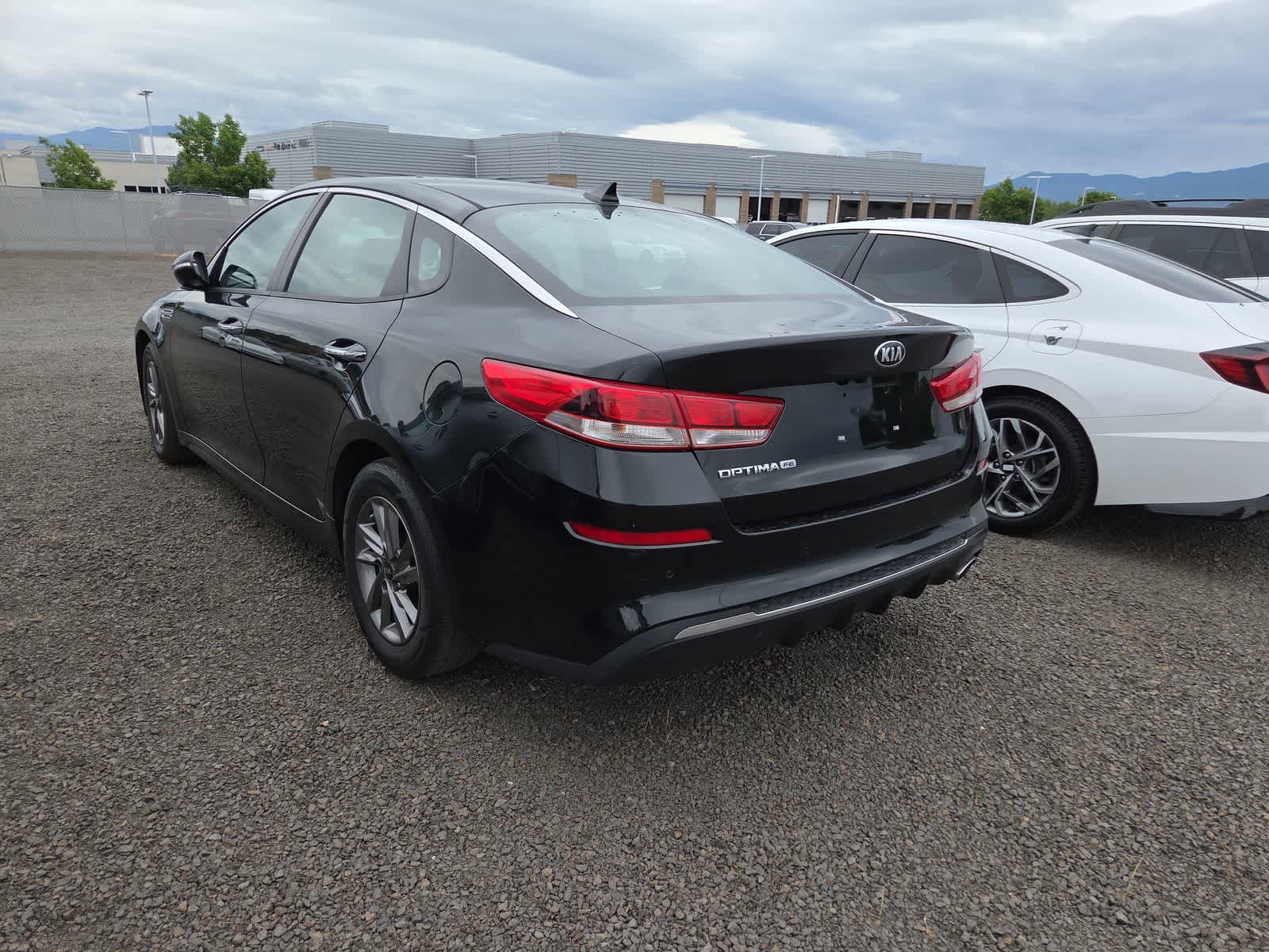 Thumbnail: 2020 Kia Optima - 3