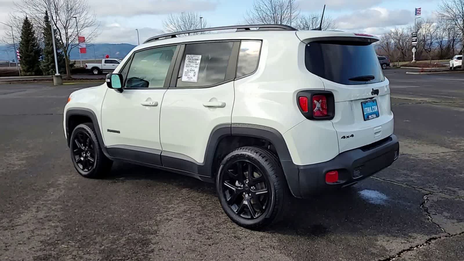 Thumbnail: 2023 Jeep Renegade - 6