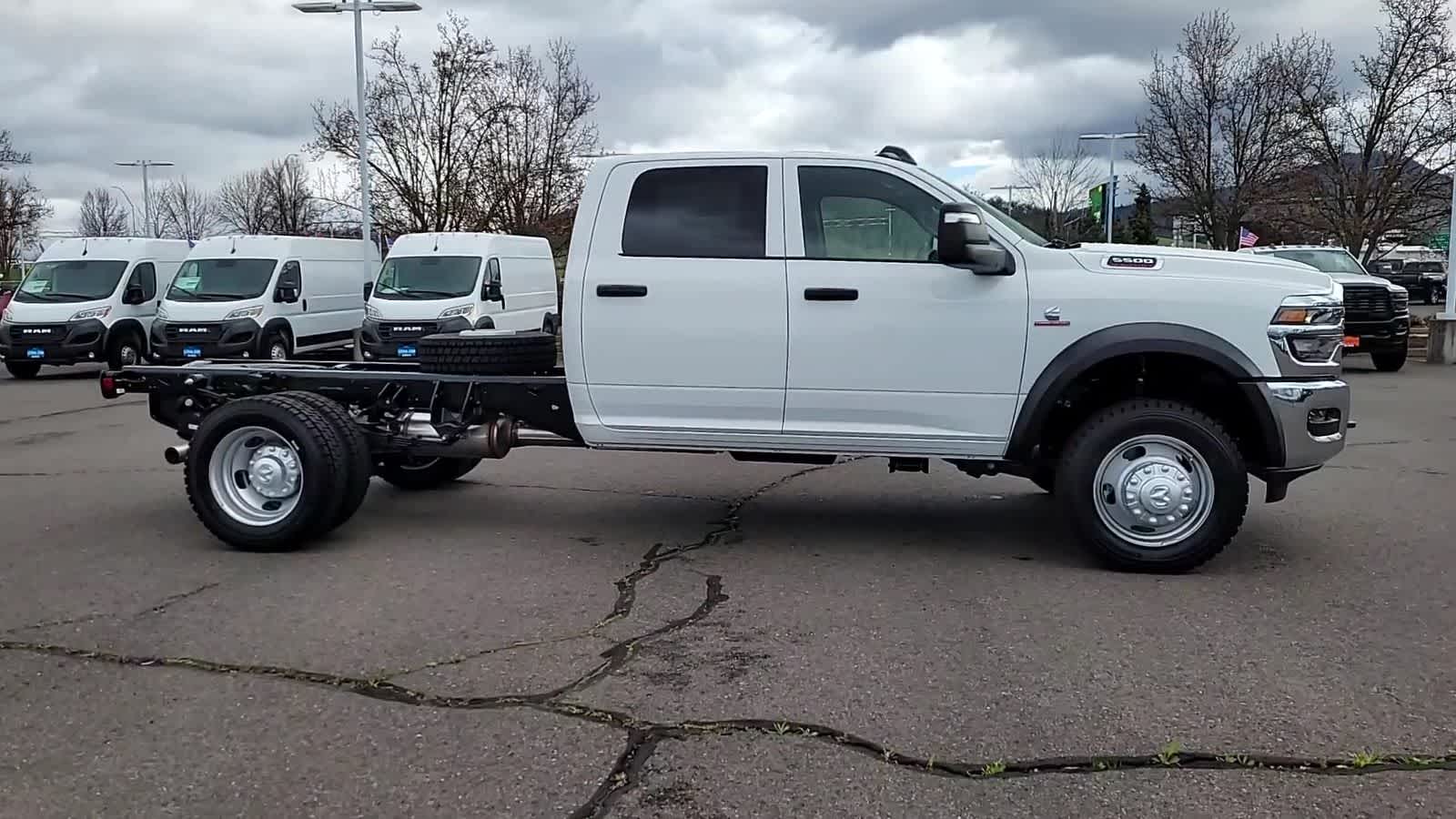 Thumbnail: 2026 RAM 5500 - 9