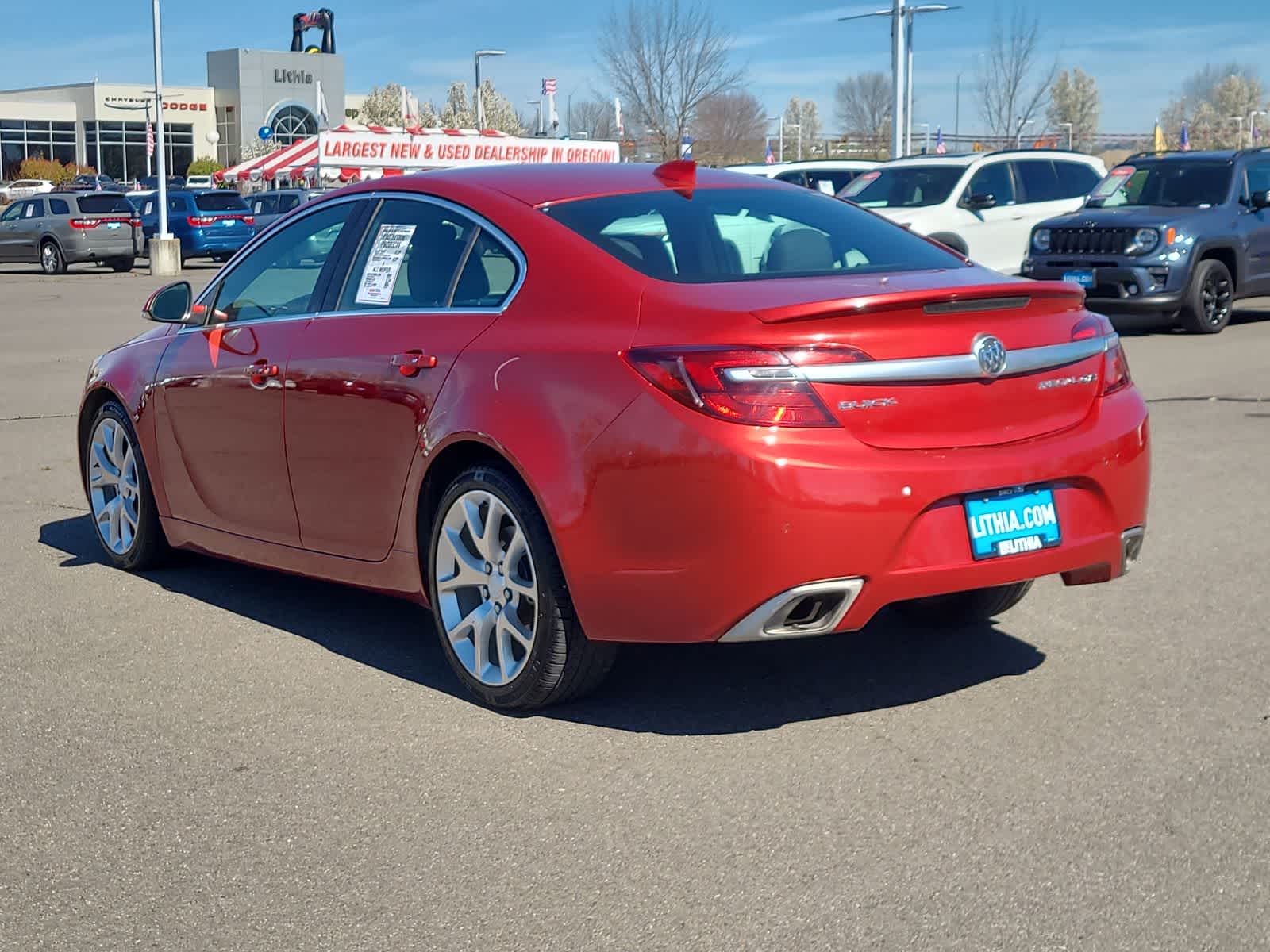 Thumbnail: 2015 Buick Regal - 12