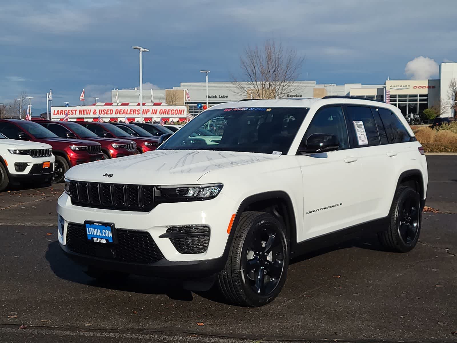 2025 Jeep Grand Cherokee Altitude's photo