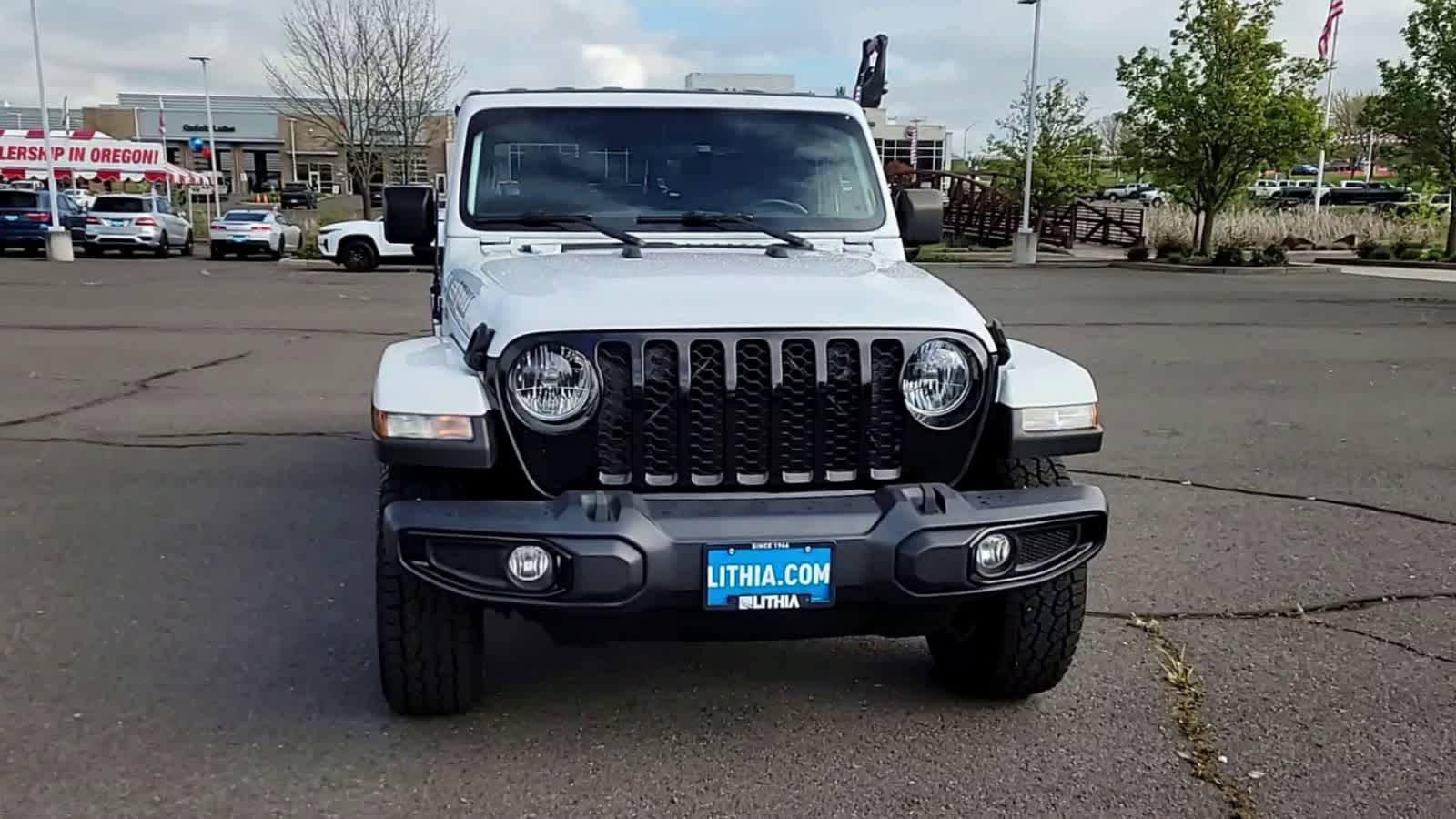 Thumbnail: 2022 Jeep Gladiator - 3