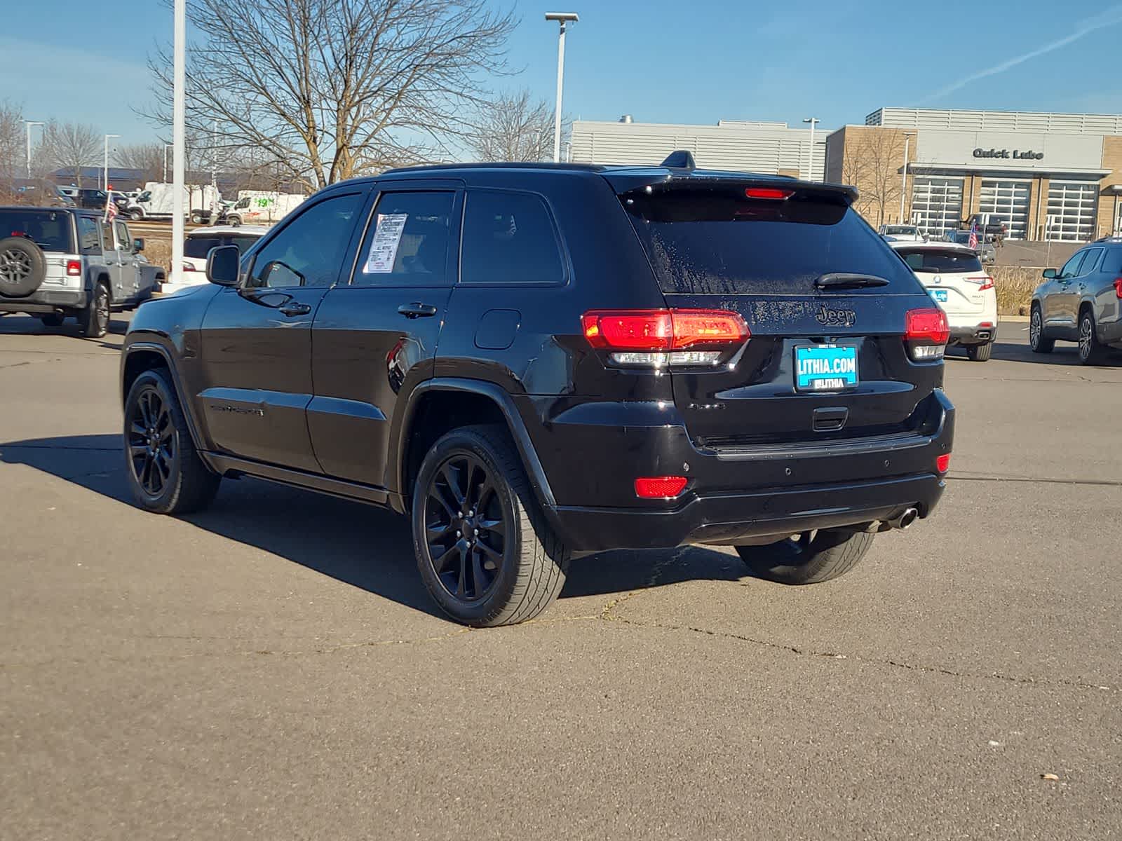 Thumbnail: 2020 Jeep Grand Cherokee - 12