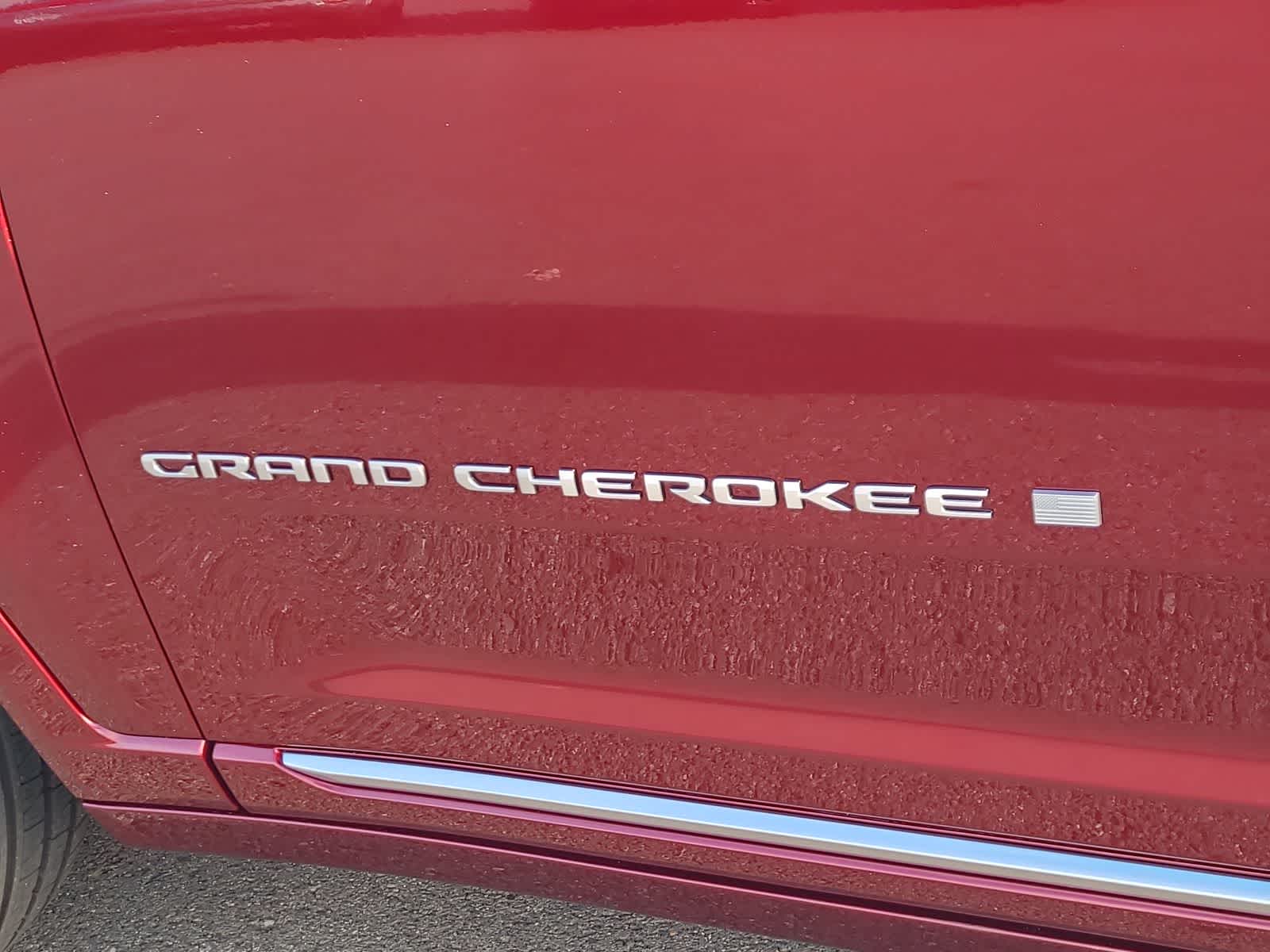 Thumbnail: 2025 Jeep Grand Cherokee - 15