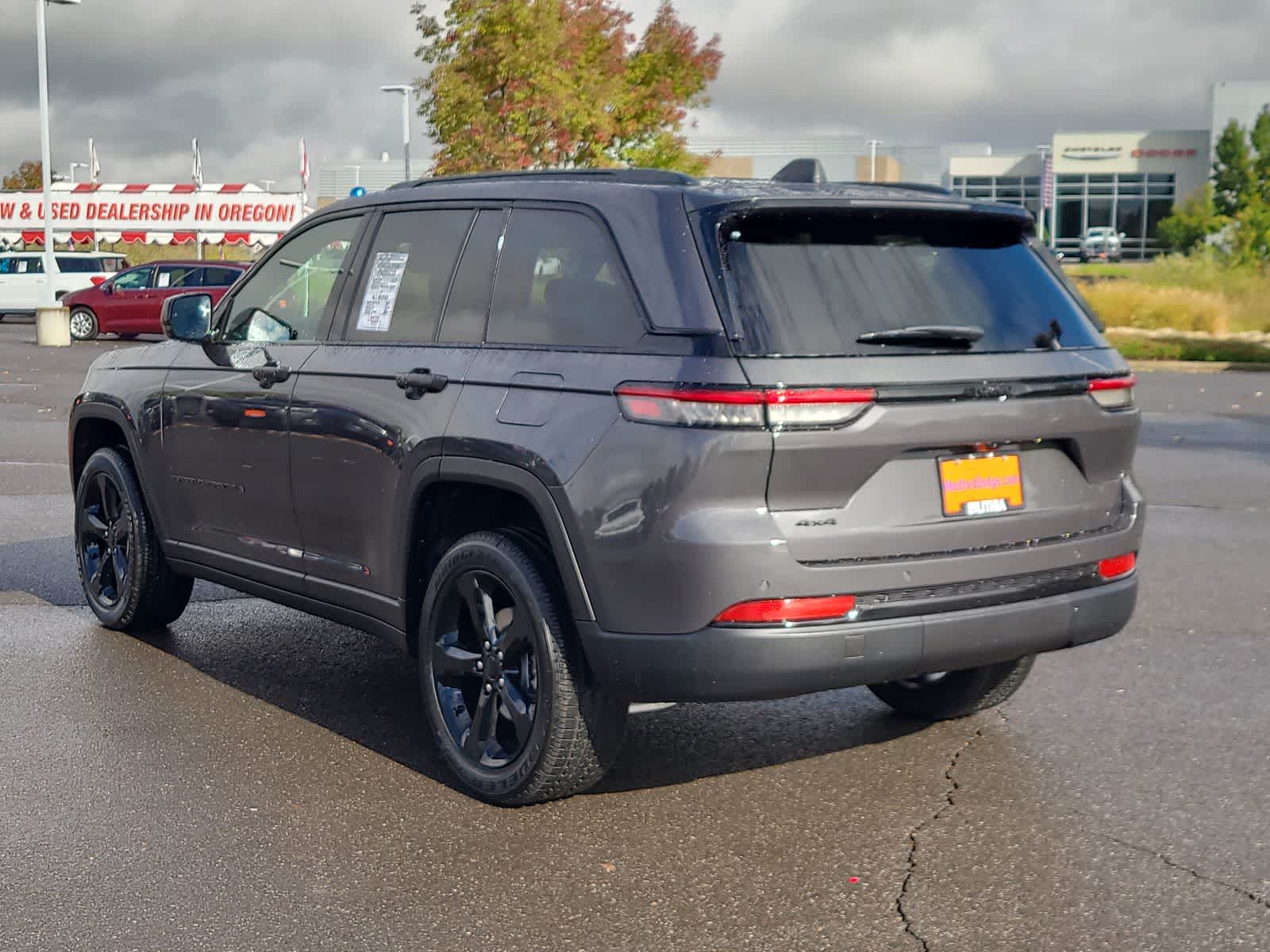 Thumbnail: 2025 Jeep Grand Cherokee - 12