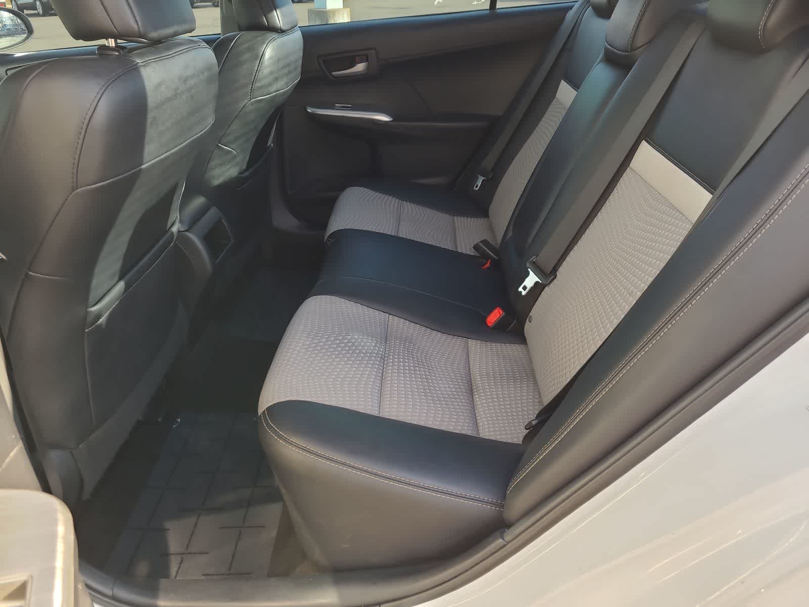 Thumbnail: 2014 Toyota Camry - 21