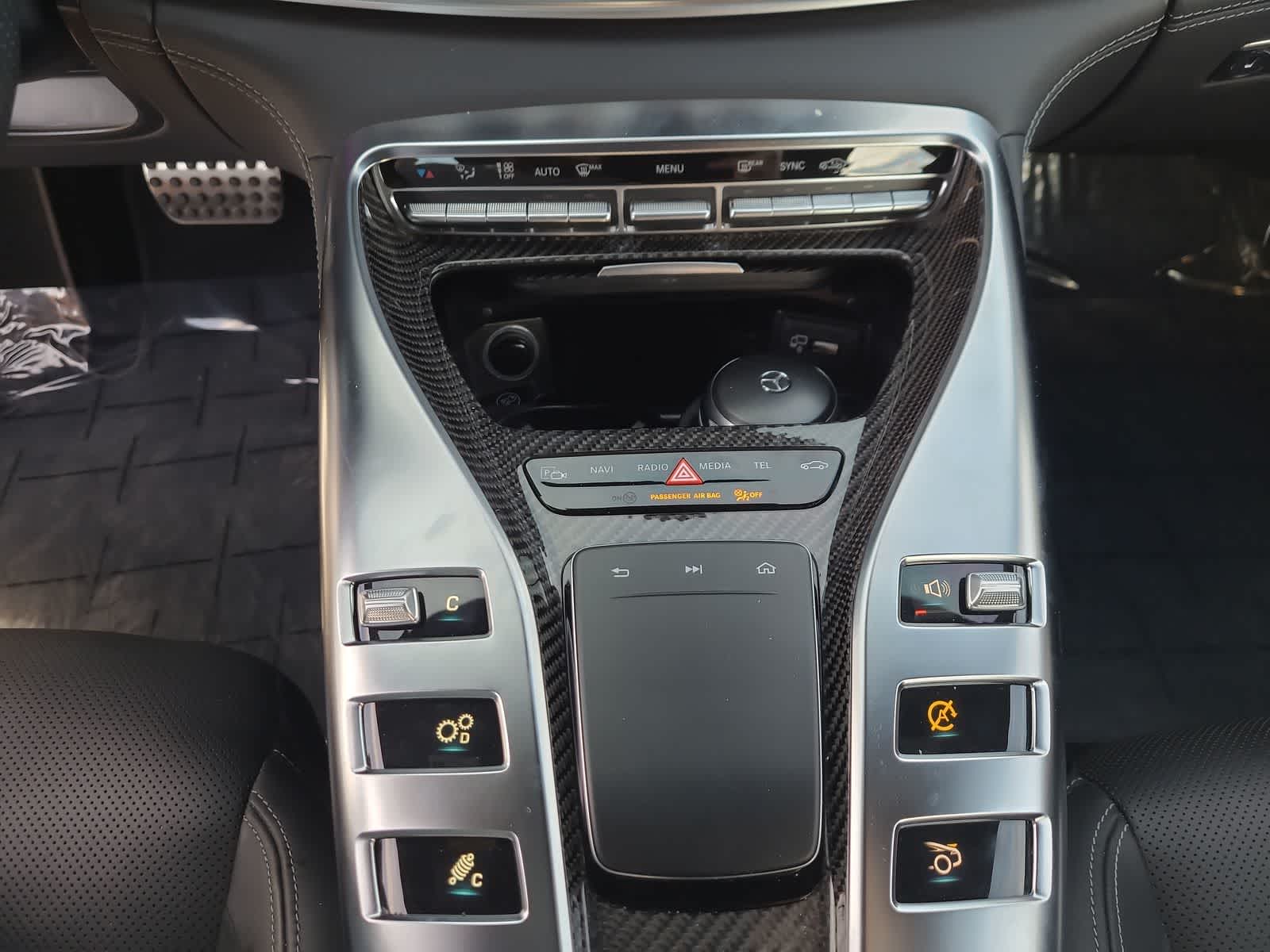 Thumbnail: 2020 Mercedes-Benz AMG GT - 25