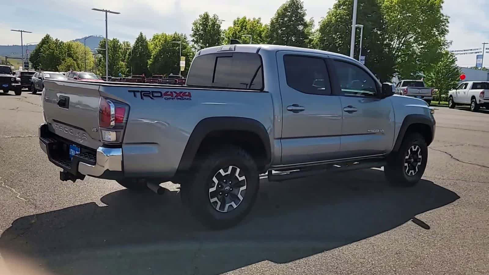 Thumbnail: 2021 Toyota Tacoma - 8