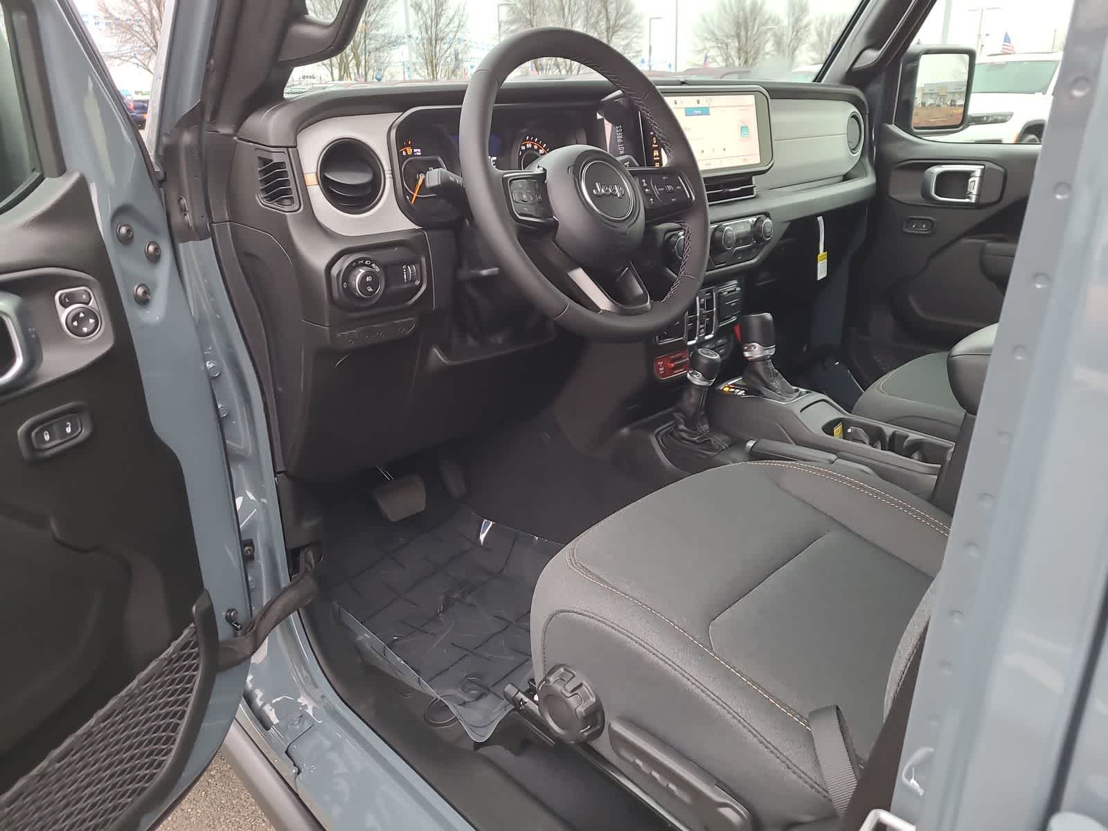 Thumbnail: 2026 Jeep Gladiator - 10