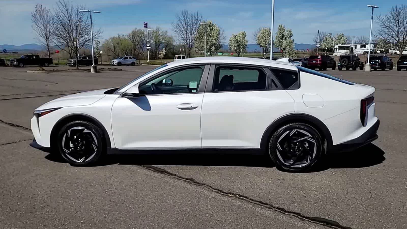 Thumbnail: 2025 Kia K4 - 5