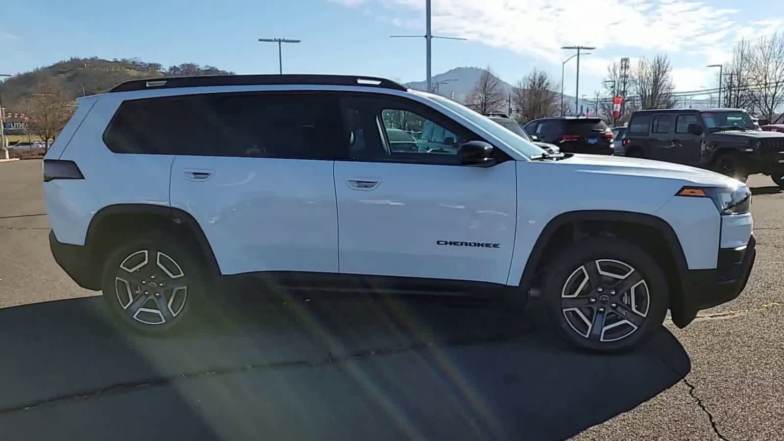 Thumbnail: 2026 Jeep Cherokee - 9