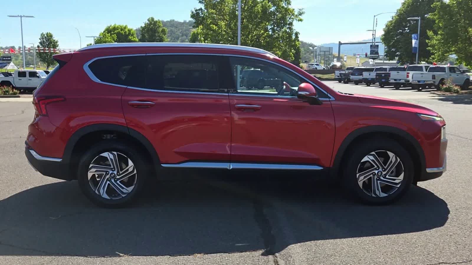 Thumbnail: 2023 Hyundai Santa Fe - 9