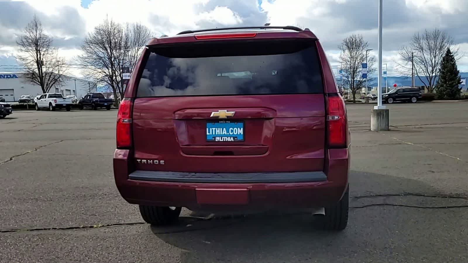 Thumbnail: 2017 Chevrolet Tahoe - 7