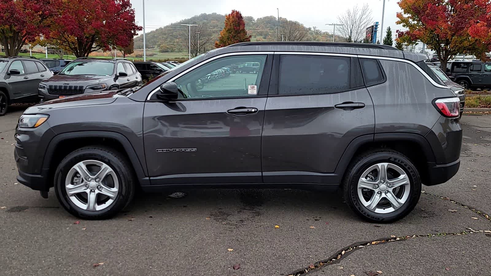 Thumbnail: 2023 Jeep Compass - 5