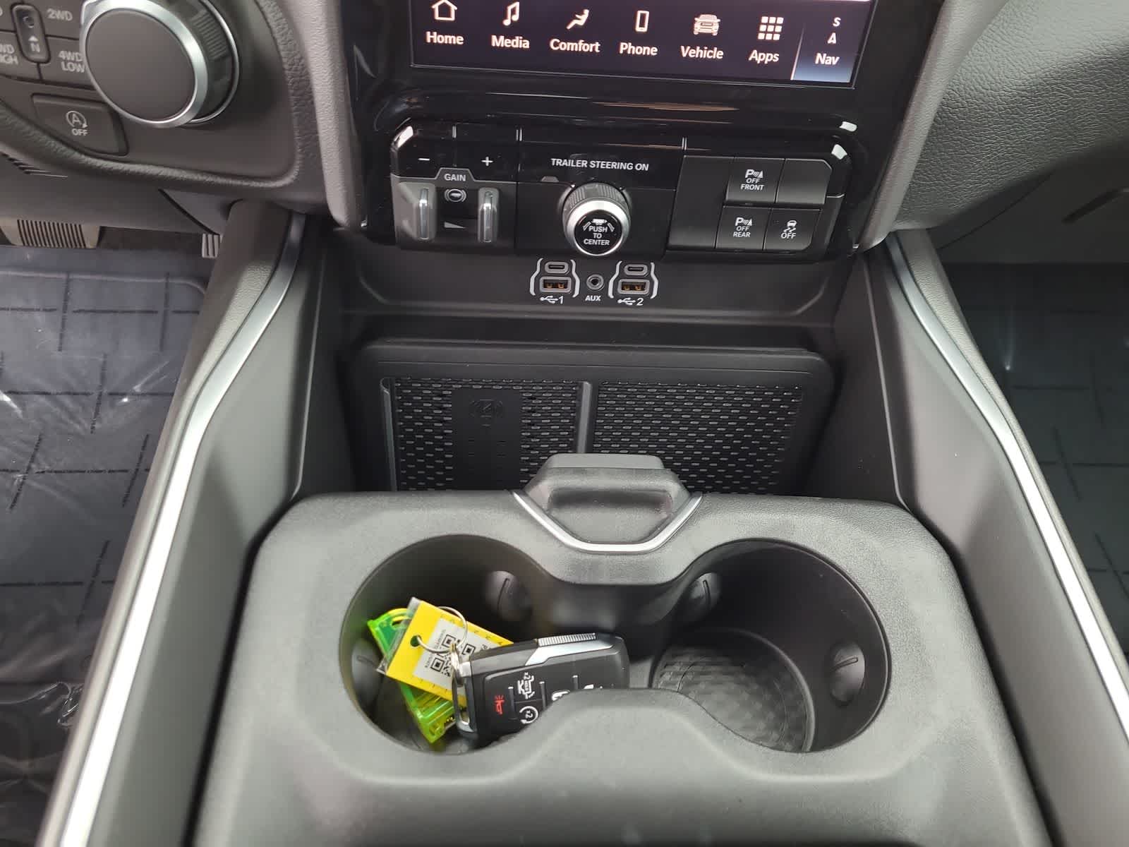 Thumbnail: 2026 RAM 1500 - 25