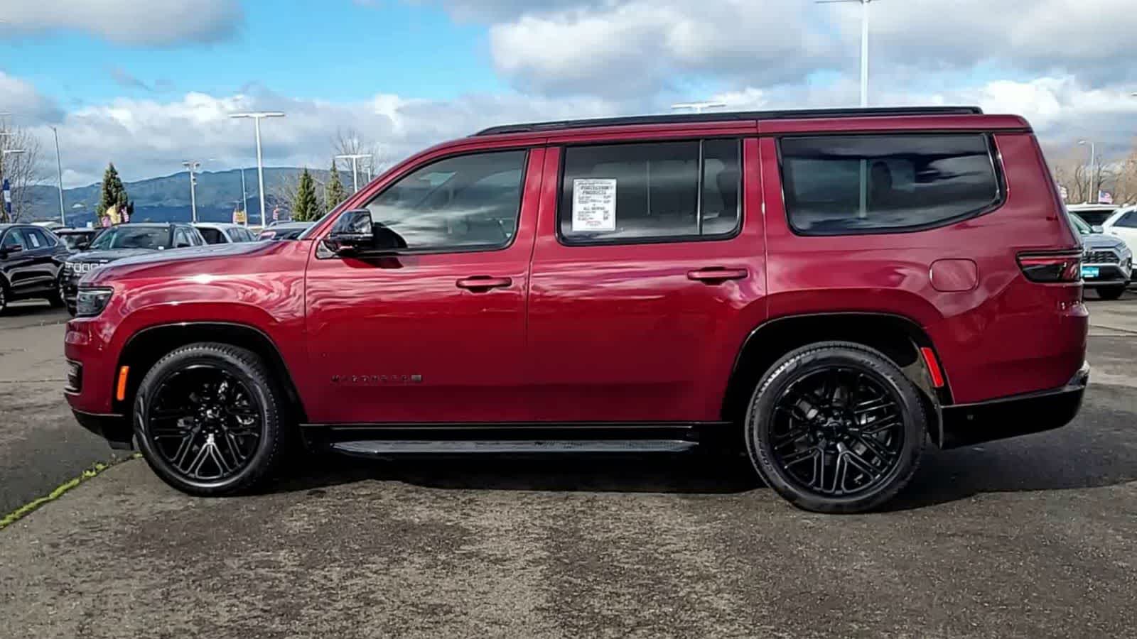 Thumbnail: 2024 Jeep Wagoneer - 5