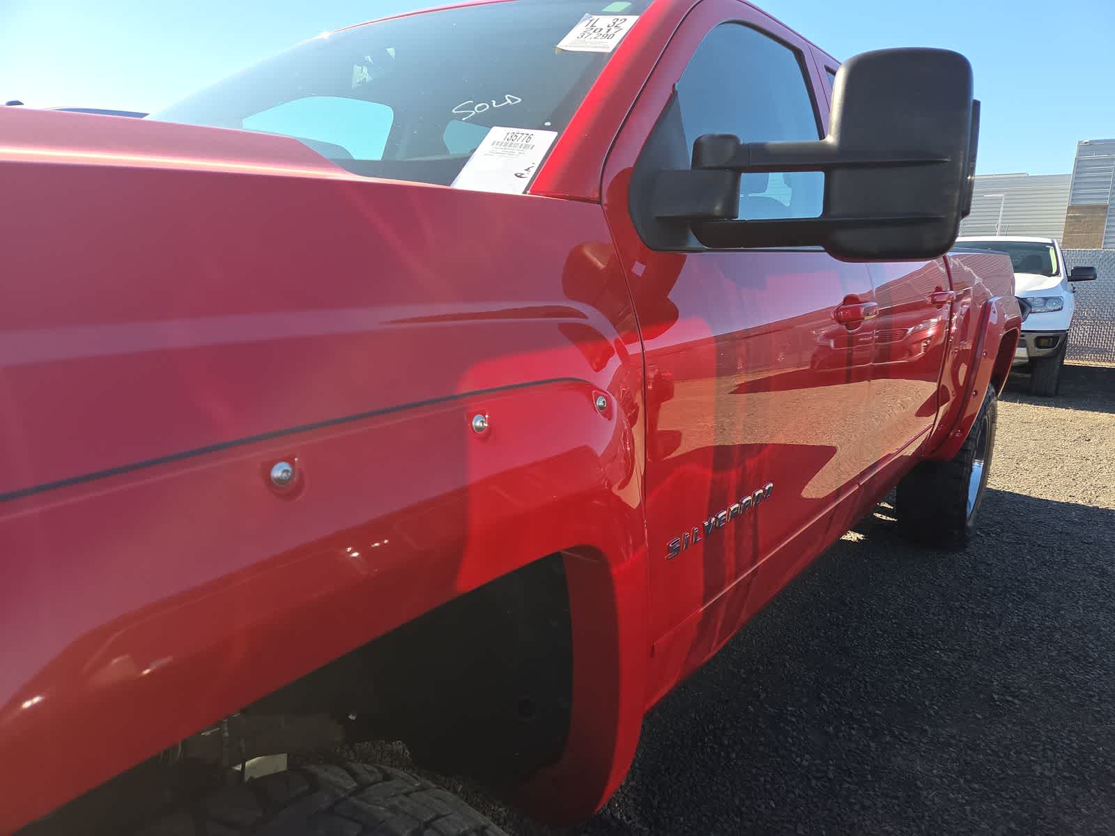 Thumbnail: 2017 Chevrolet Silverado 1500 - 2