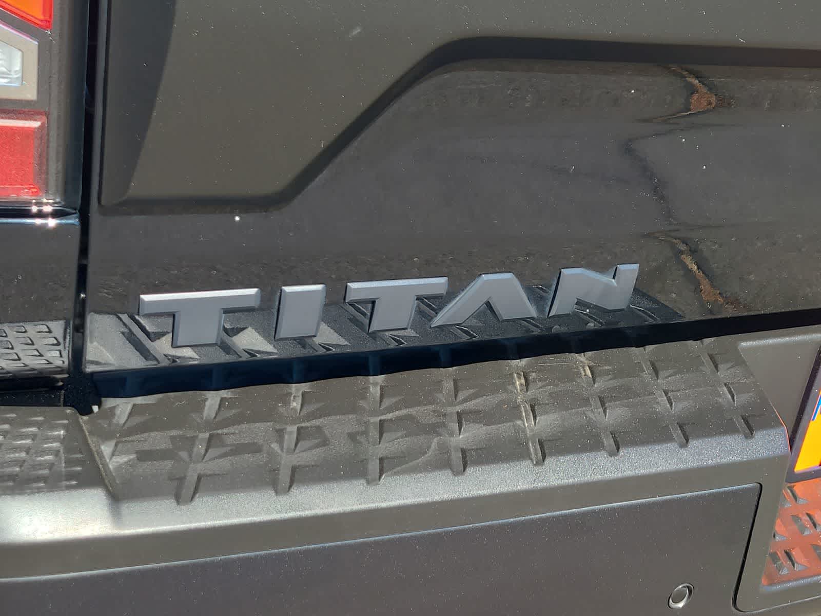 2021 Nissan Titan PRO-4X 15